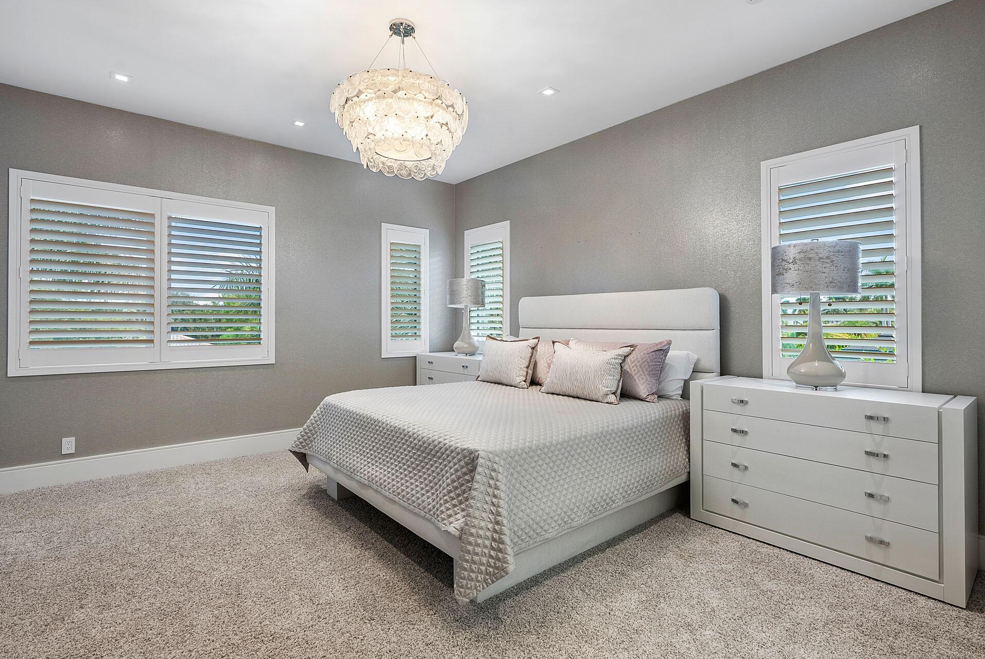 ROYAL PALM YACHT & COUNTR - Residential