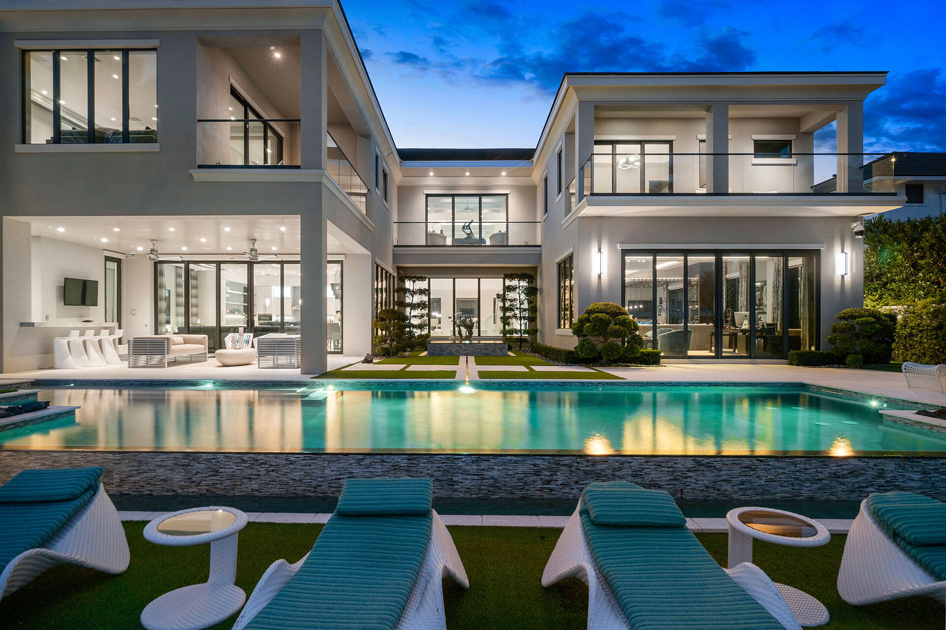 ROYAL PALM YACHT & COUNTR - Residential