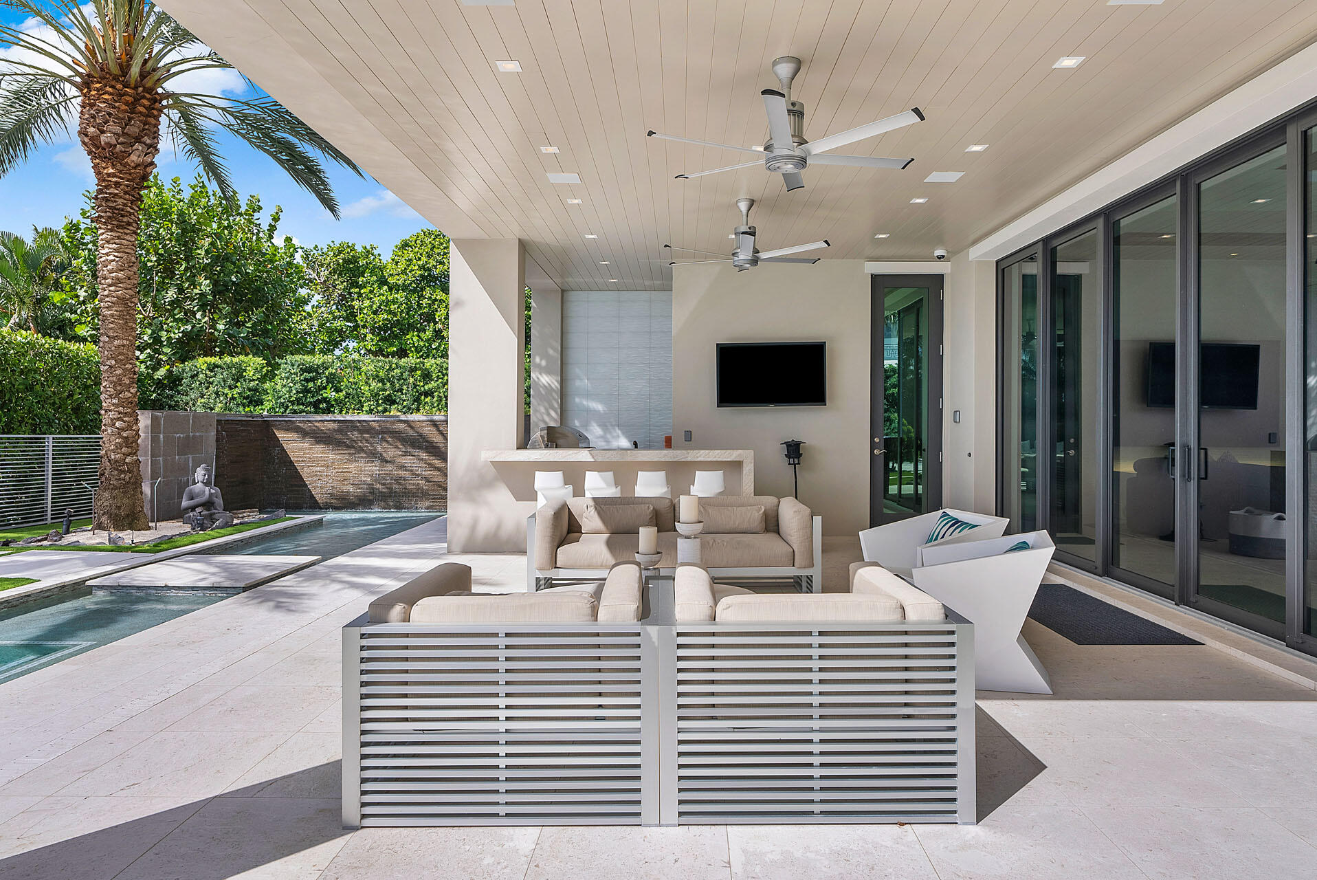 ROYAL PALM YACHT & COUNTR - Residential