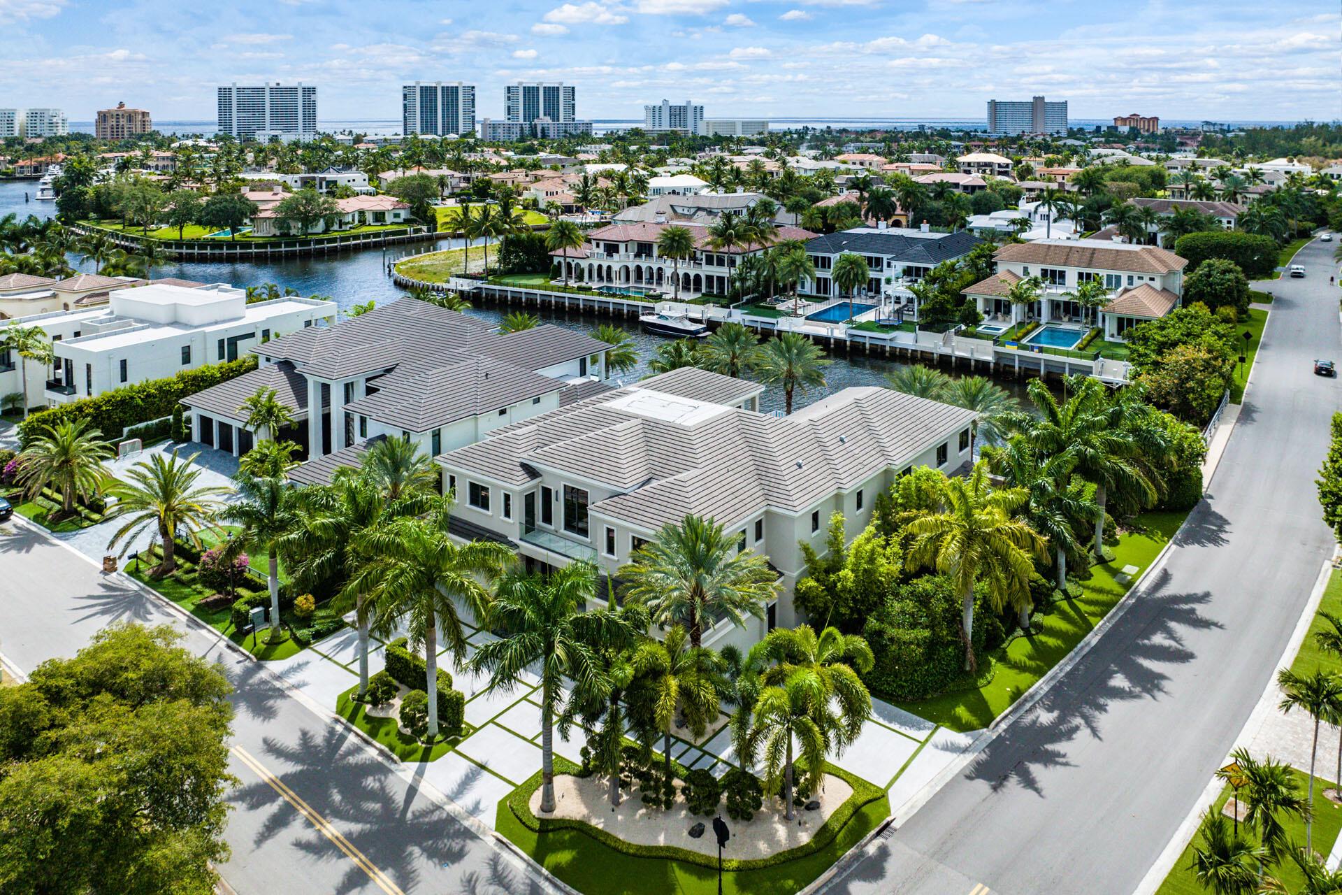 290 S Maya Palm Drive