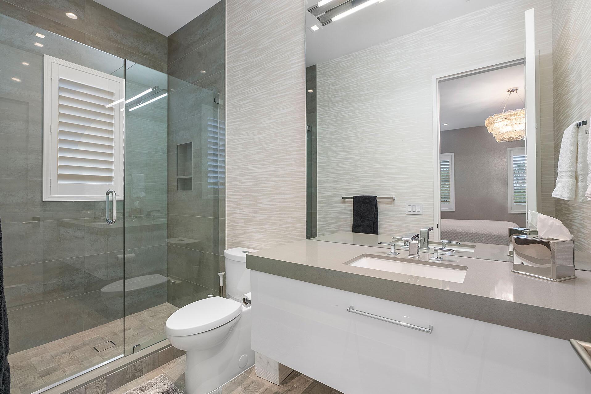 ROYAL PALM YACHT & COUNTR - Residential