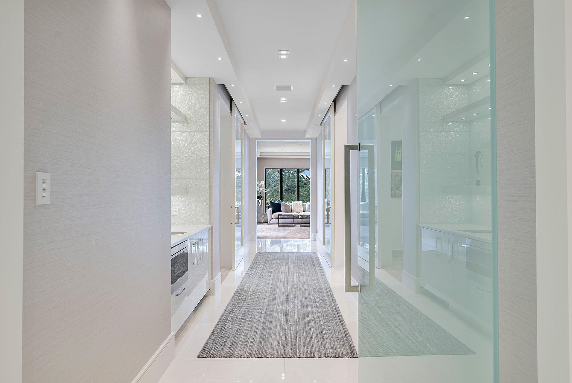 ROYAL PALM YACHT & COUNTR - Residential