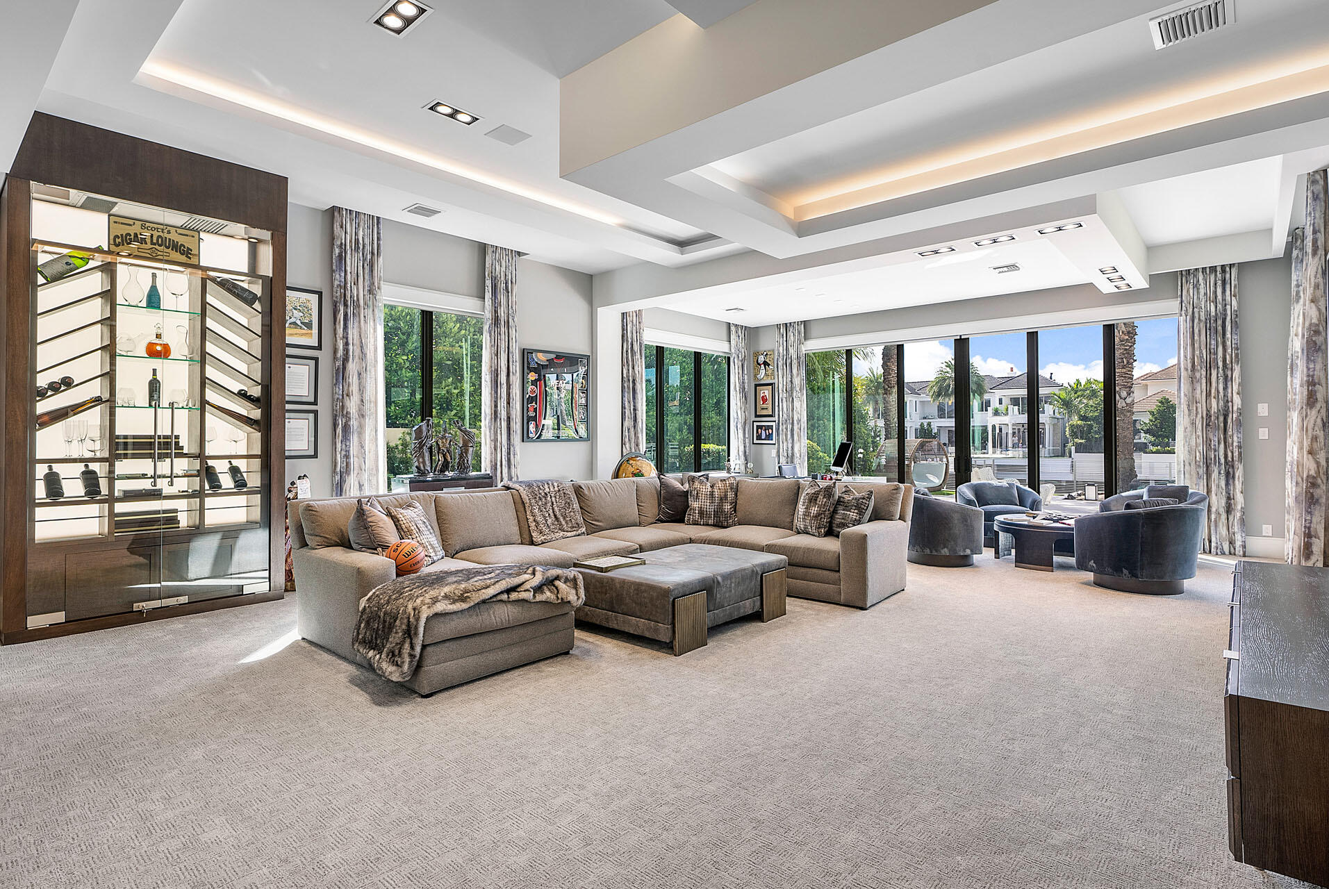 ROYAL PALM YACHT & COUNTR - Residential