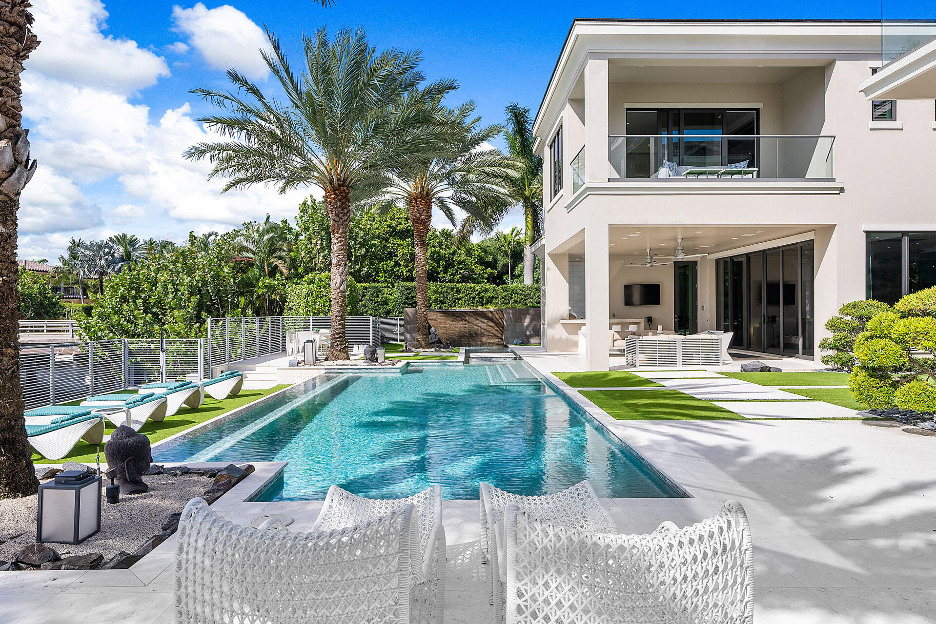 ROYAL PALM YACHT & COUNTR - Residential