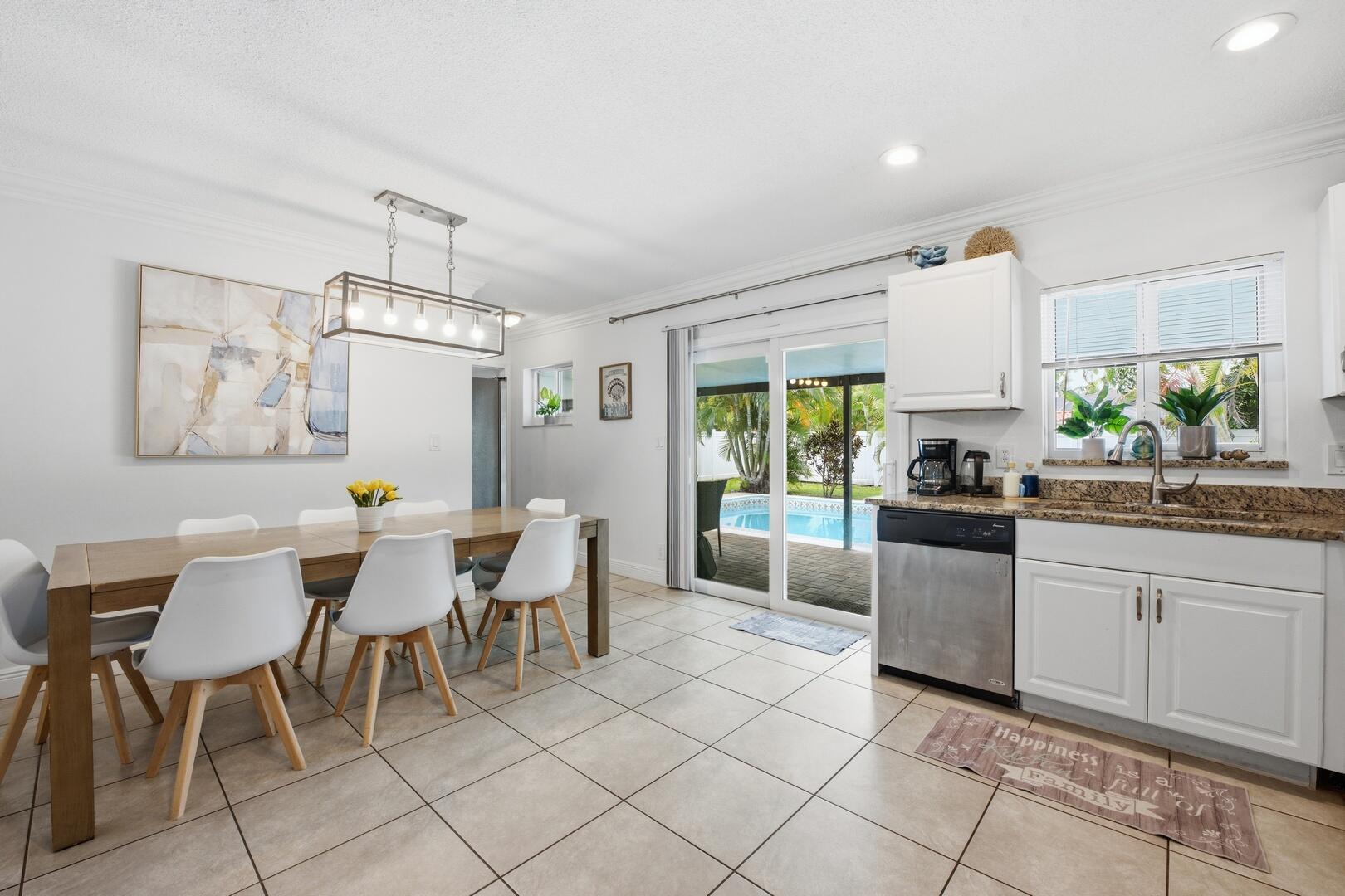 DELRAY SHORES - Residential