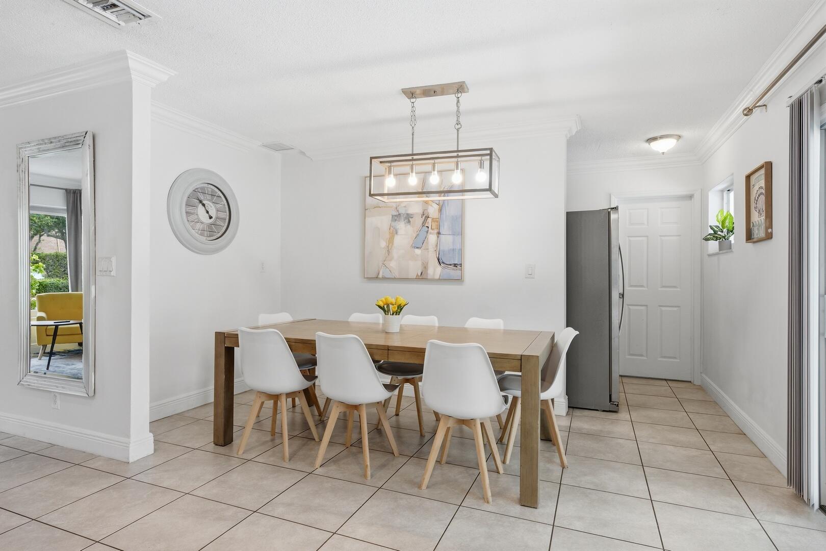 DELRAY SHORES - Residential