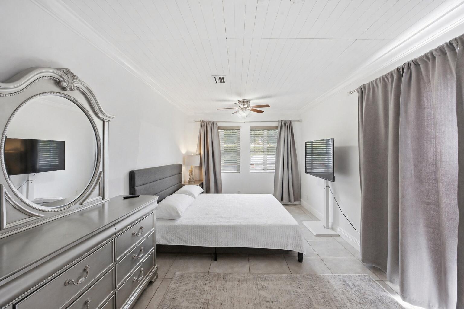 DELRAY SHORES - Residential