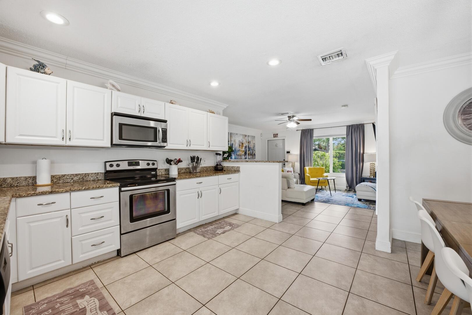 DELRAY SHORES - Residential