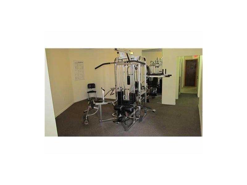 Heritage Circle Condo - Residential Lease