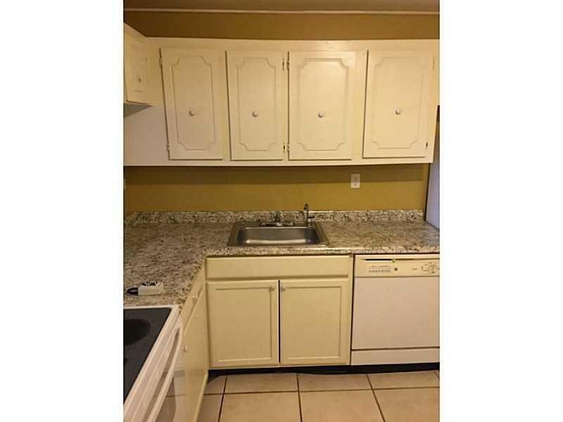 Heritage Circle Condo - Residential Lease