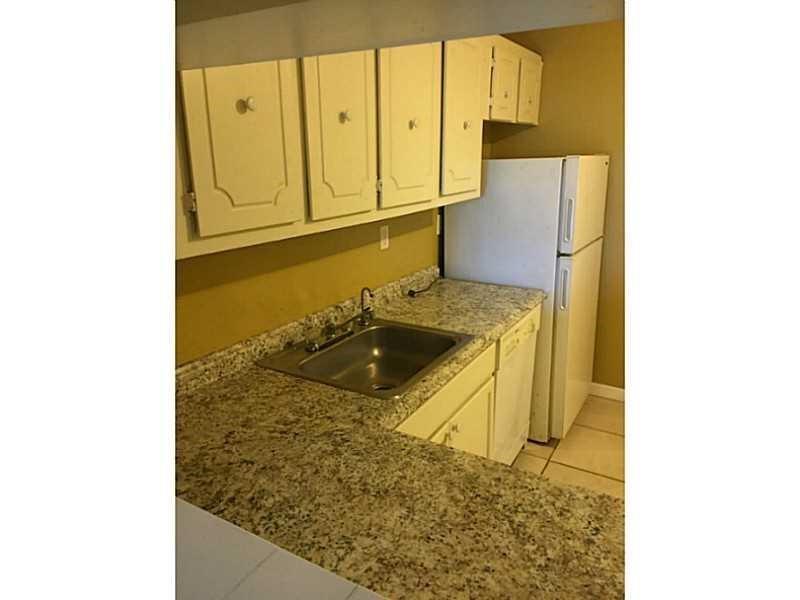 Heritage Circle Condo - Residential Lease