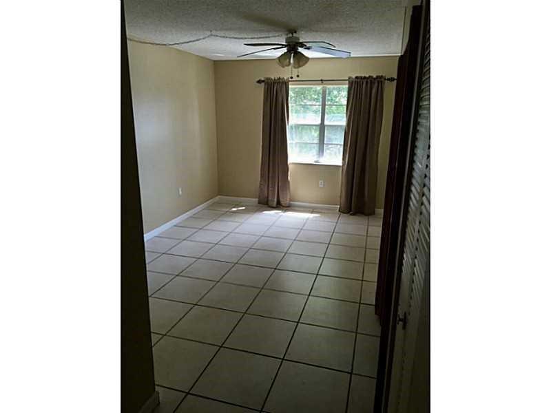 Heritage Circle Condo - Residential Lease