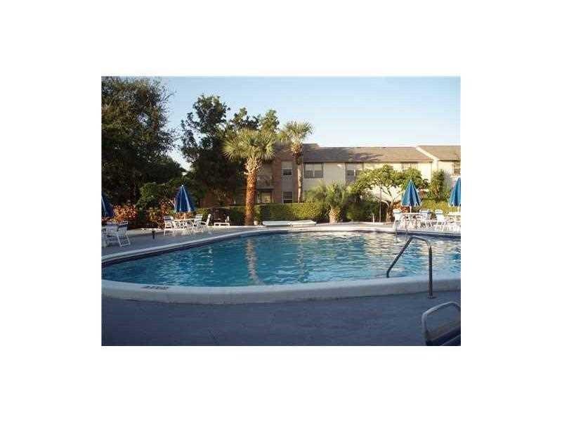 Heritage Circle Condo - Residential Lease