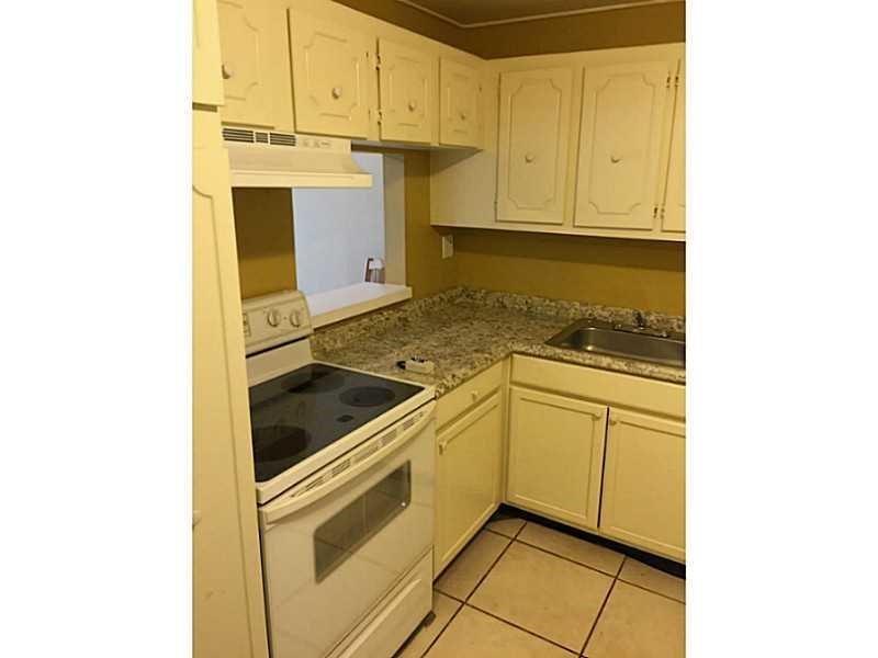 Heritage Circle Condo - Residential Lease