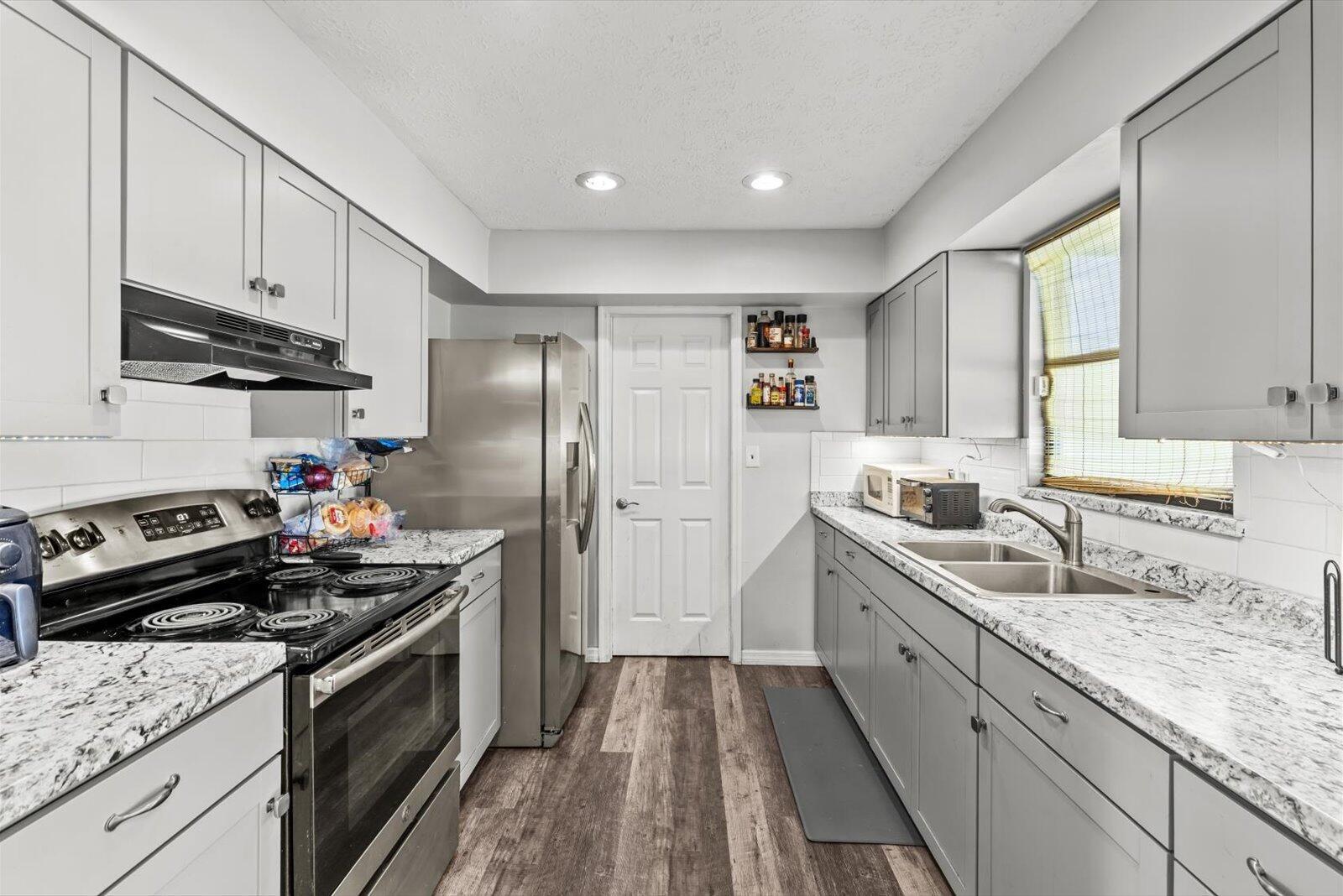 PORT ST LUCIE SECTION 3 - Residential