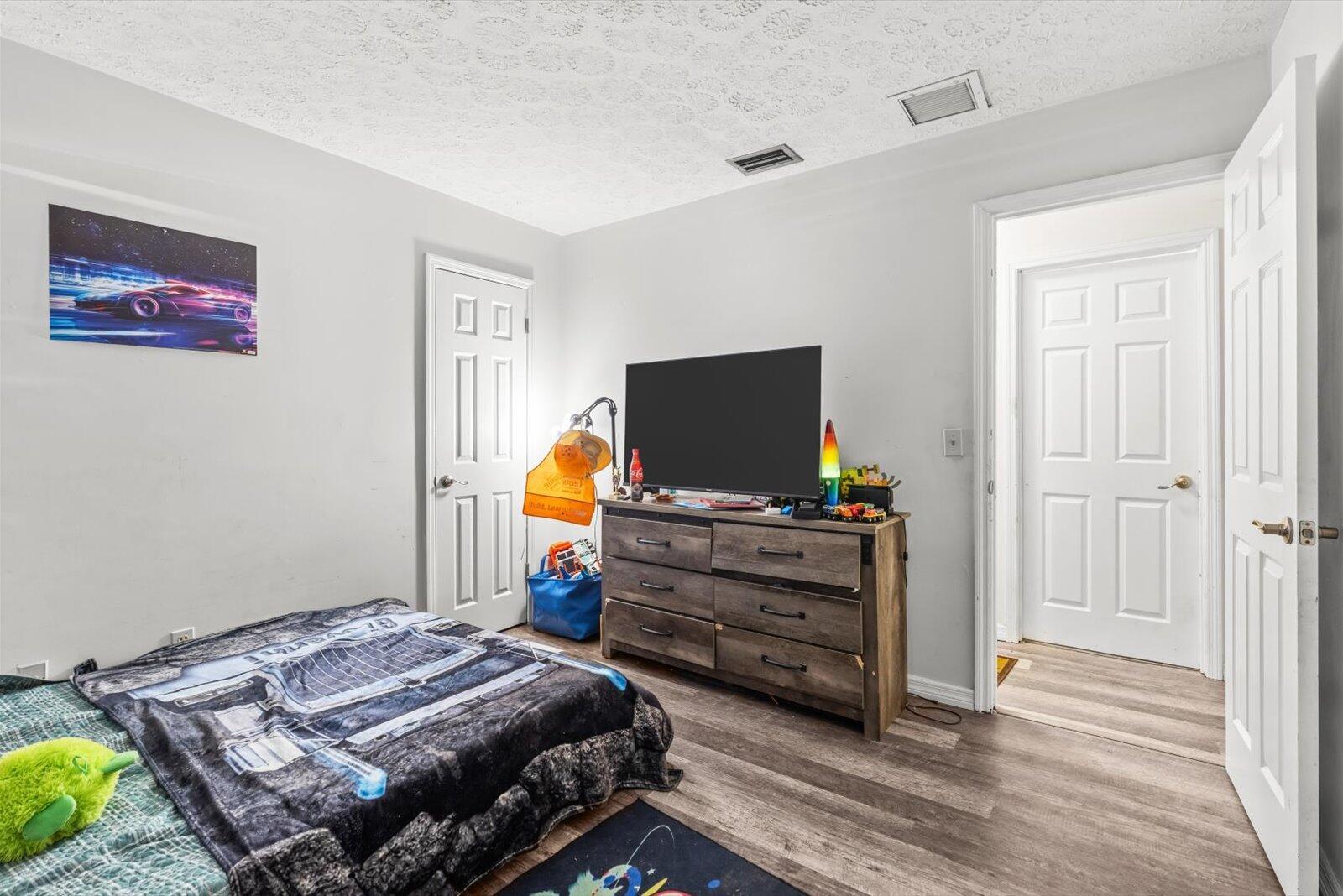 PORT ST LUCIE SECTION 3 - Residential