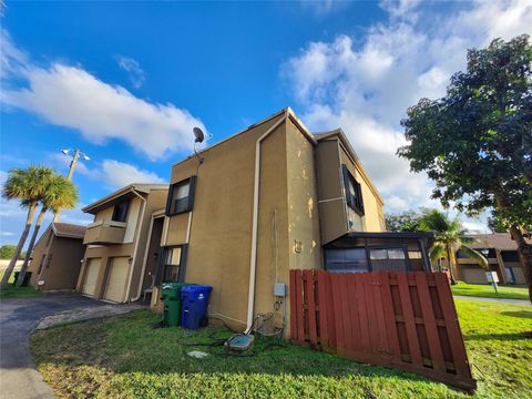 3027 E Missionwood Lane B Hollywood FL 33025
