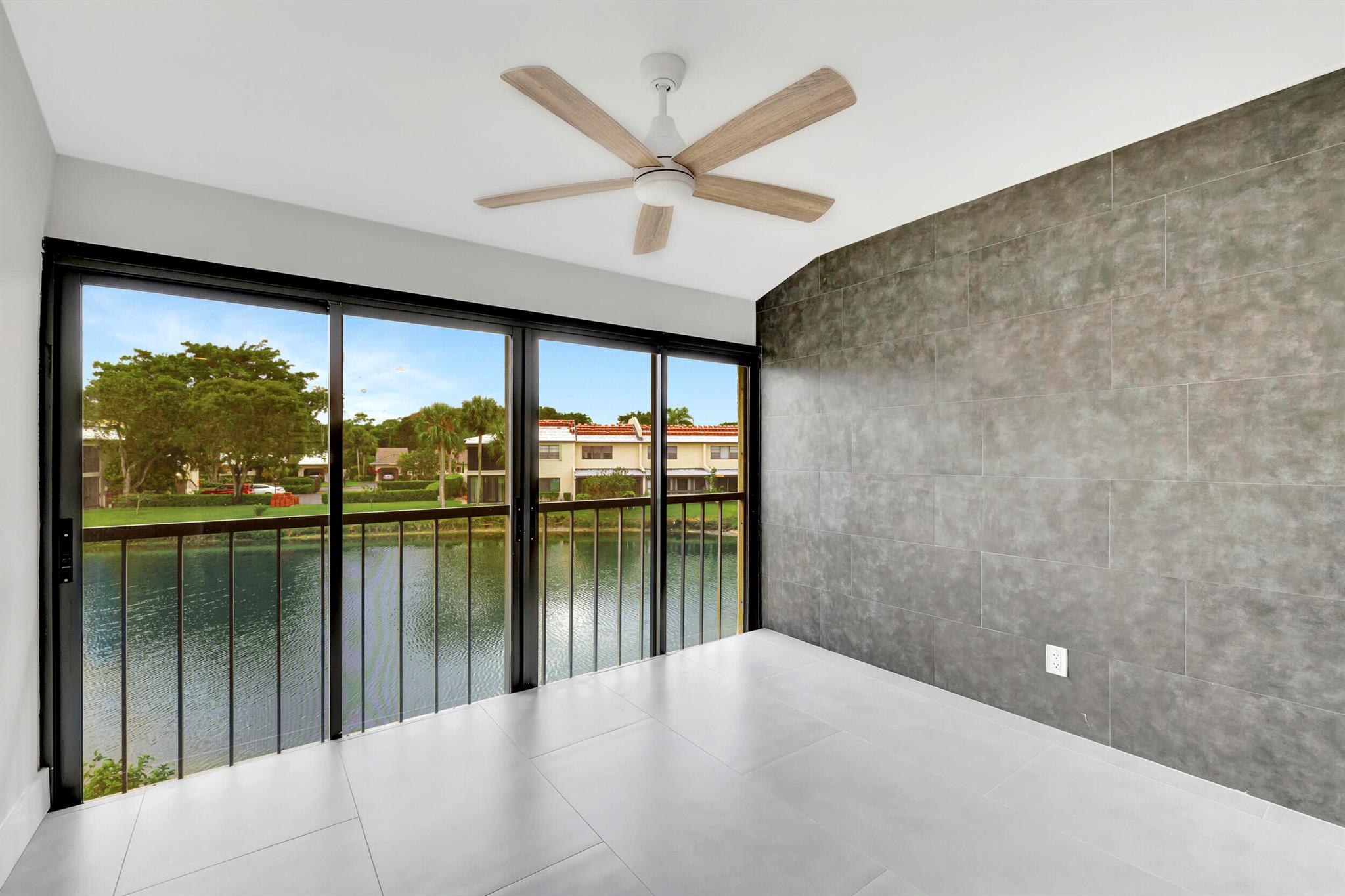 Boca Lago / GREENS OF BOC - Residential Lease