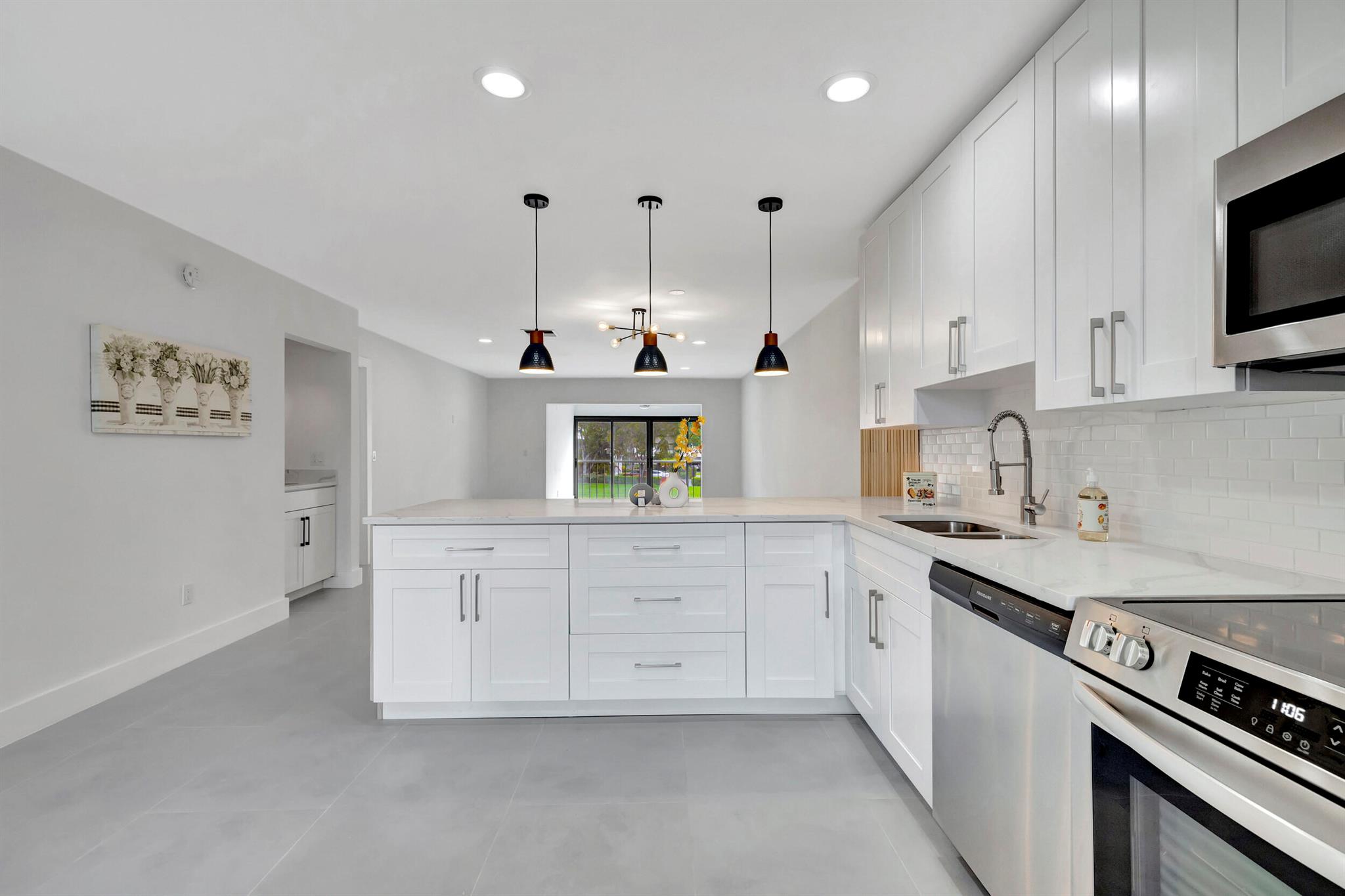 Boca Lago / GREENS OF BOC - Residential Lease