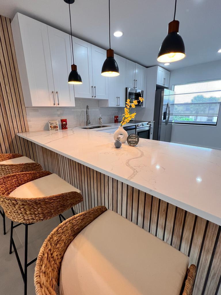 Boca Lago / GREENS OF BOC - Residential Lease