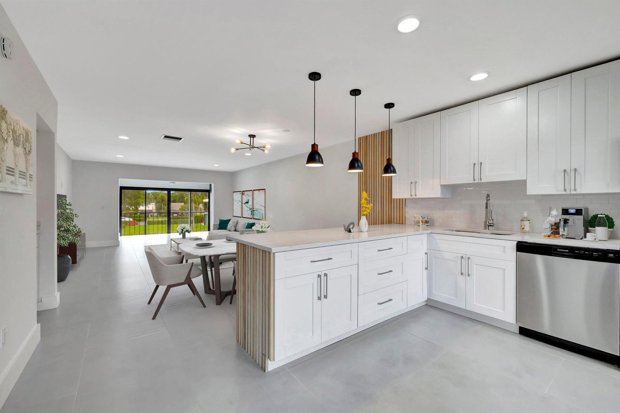 Boca Lago / GREENS OF BOC - Residential Lease