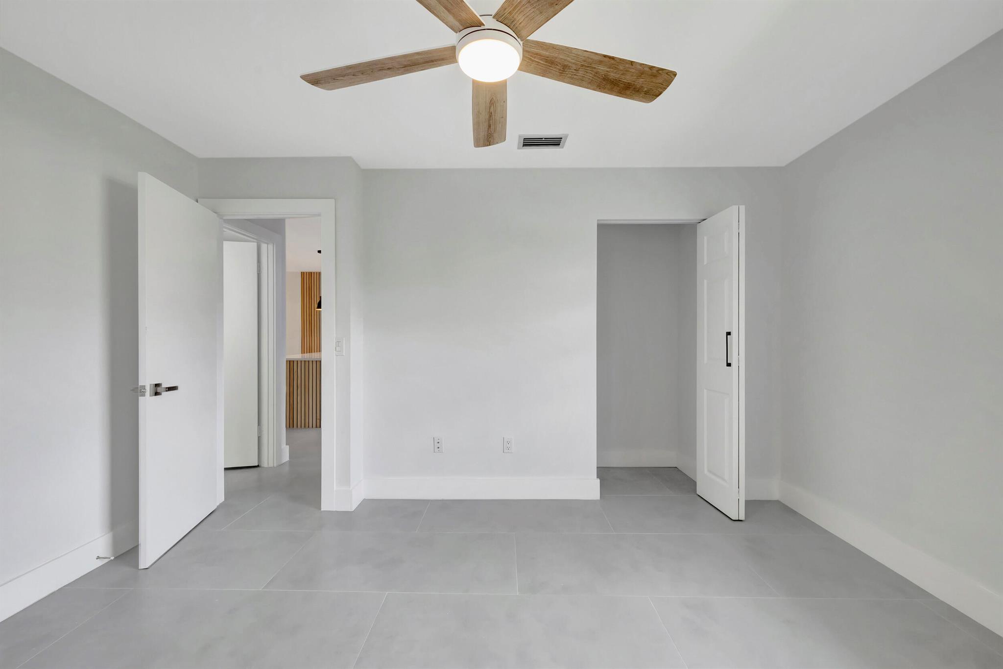 Boca Lago / GREENS OF BOC - Residential Lease