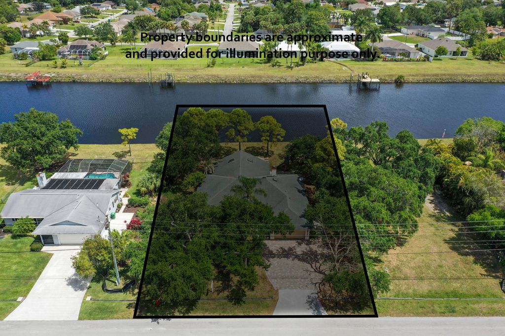 Photo of 1543 SW Abingdon Avenue, Port Saint Lucie, FL 34953 (MLS # R10792549)