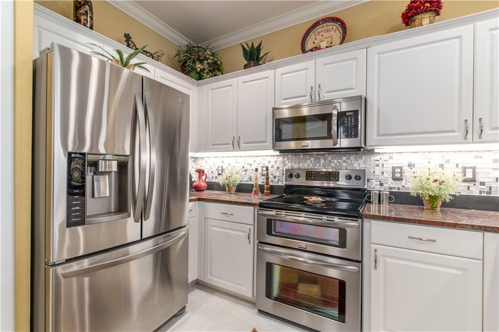 CLUBSIDE VILLAS AT BALLANTRAE, A CONDOMINIUM - Residential