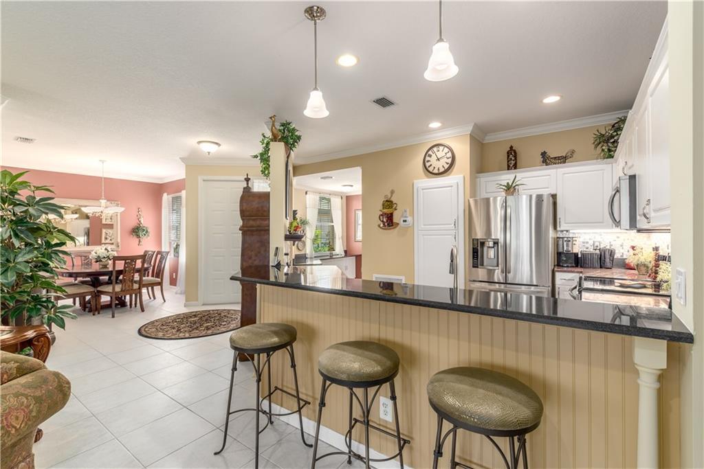 CLUBSIDE VILLAS AT BALLANTRAE, A CONDOMINIUM - Residential