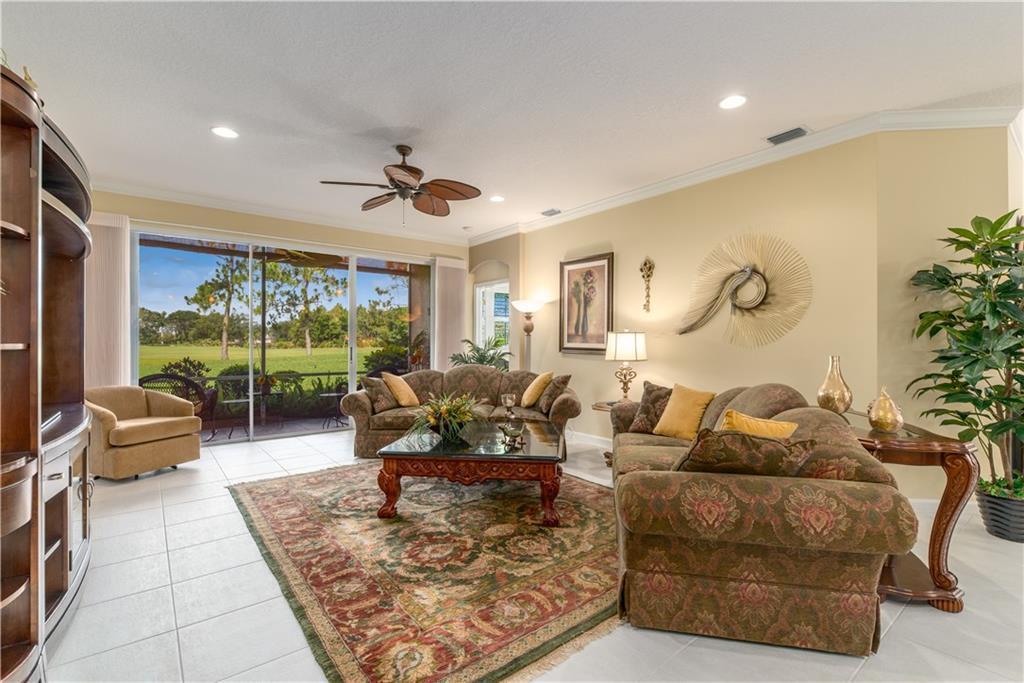 CLUBSIDE VILLAS AT BALLANTRAE, A CONDOMINIUM - Residential