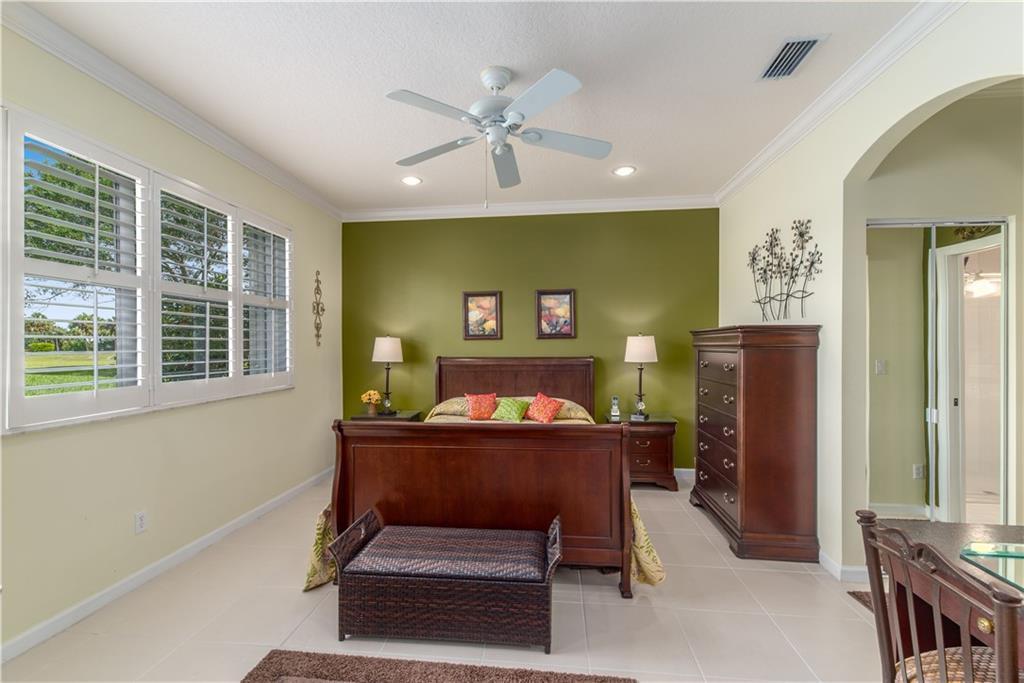 CLUBSIDE VILLAS AT BALLANTRAE, A CONDOMINIUM - Residential