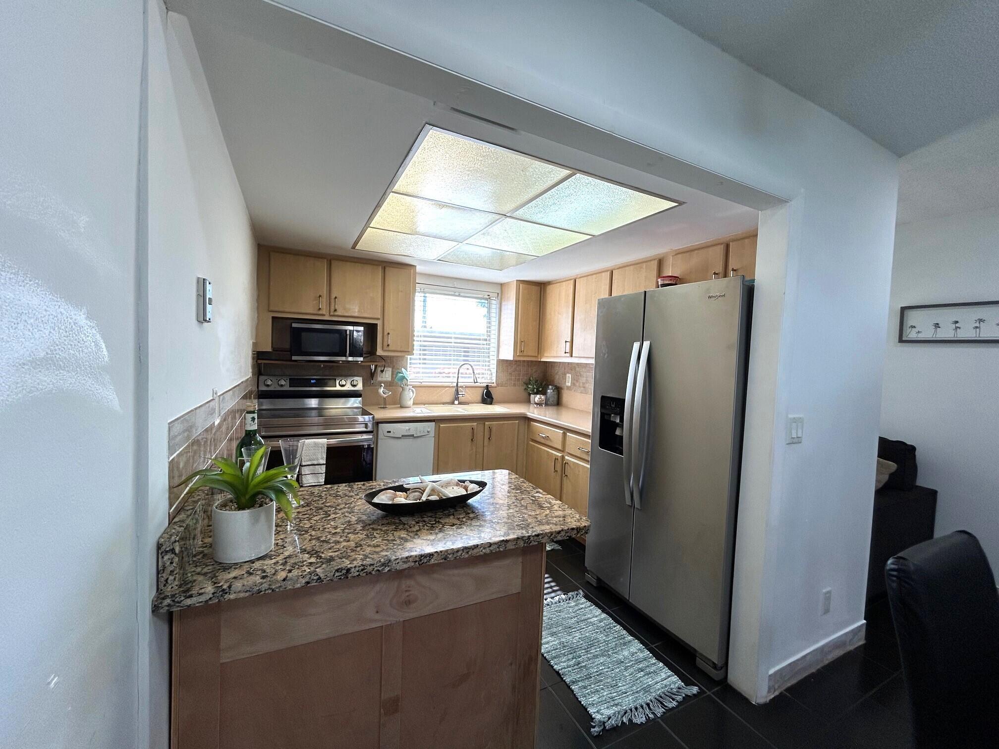 2522 Emory Drive E I