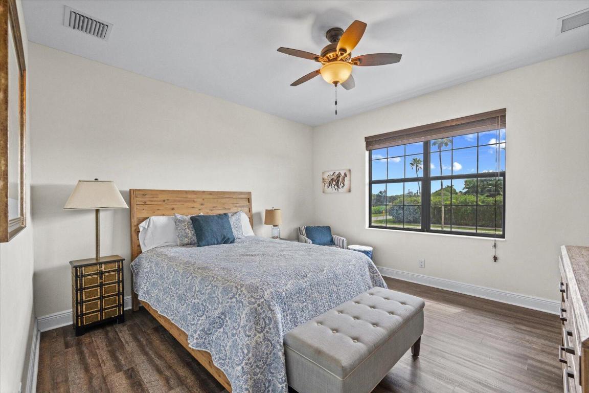 SADDLE TRAIL PARK OF WELLINGTON - Residential