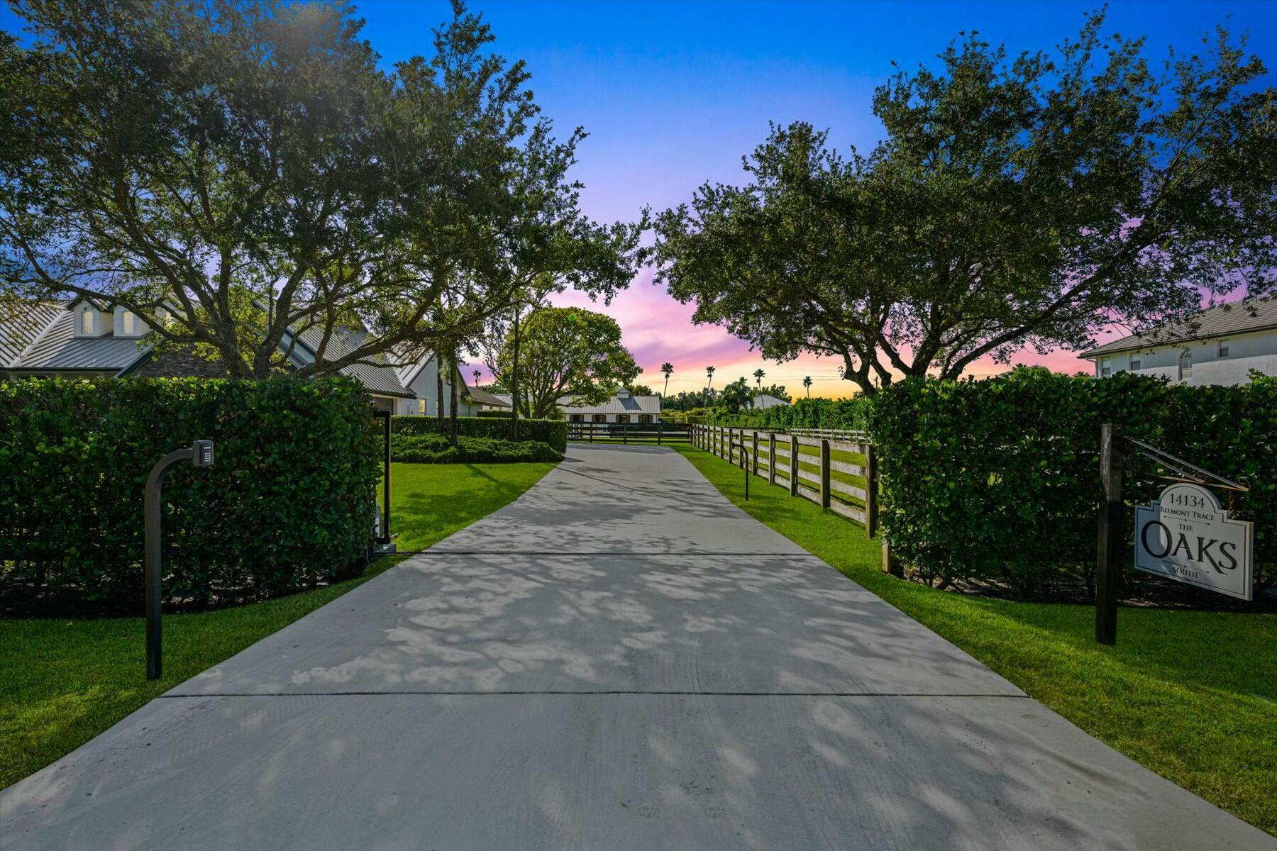 SADDLE TRAIL PARK OF WELL - Residential