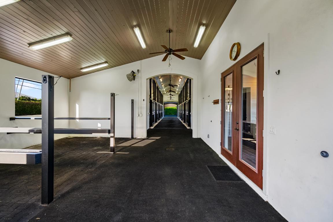 SADDLE TRAIL PARK OF WELLINGTON - Residential