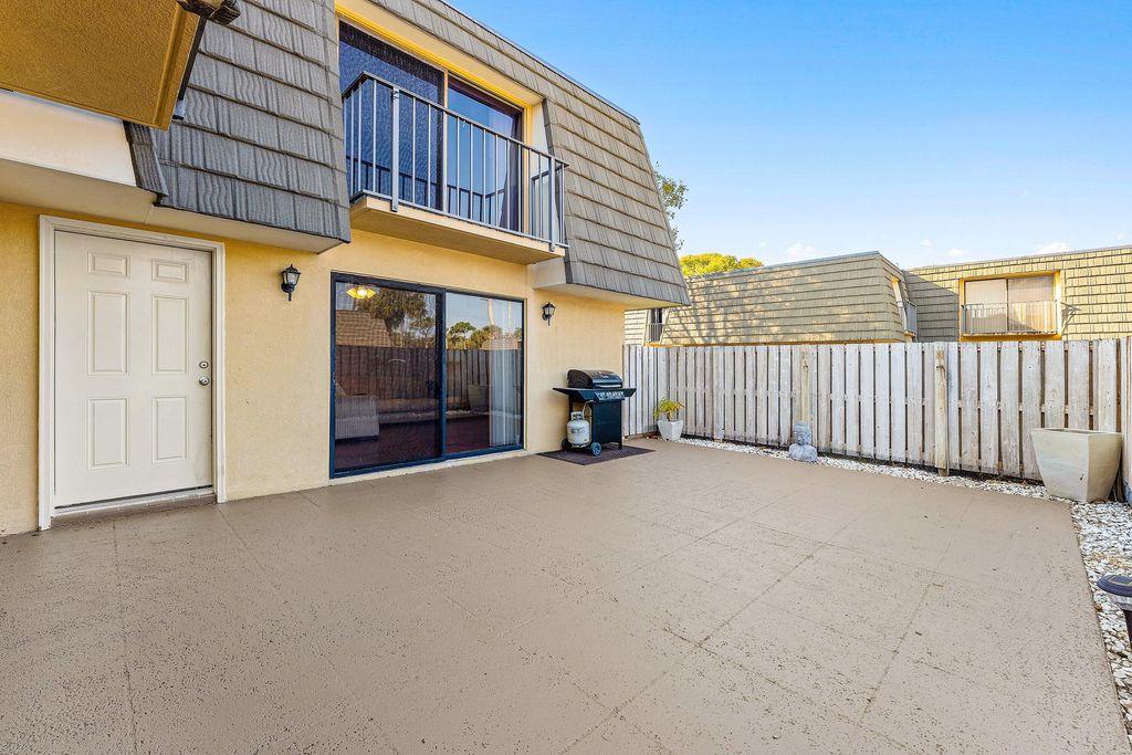 Photo of 4124 41st Way, West Palm Beach, FL 33407 (MLS # R11164351)