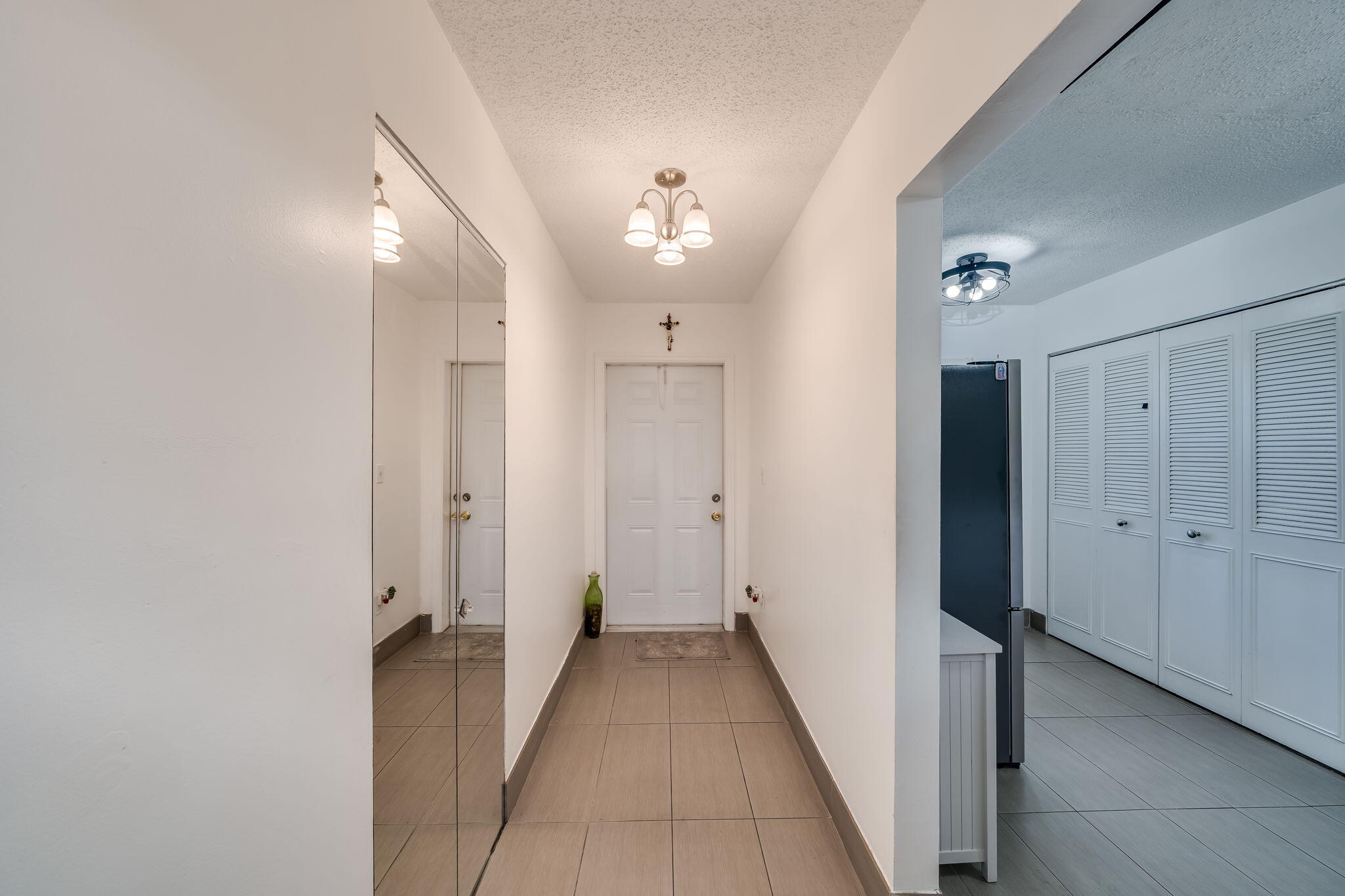 7301 NW 1st Street 402