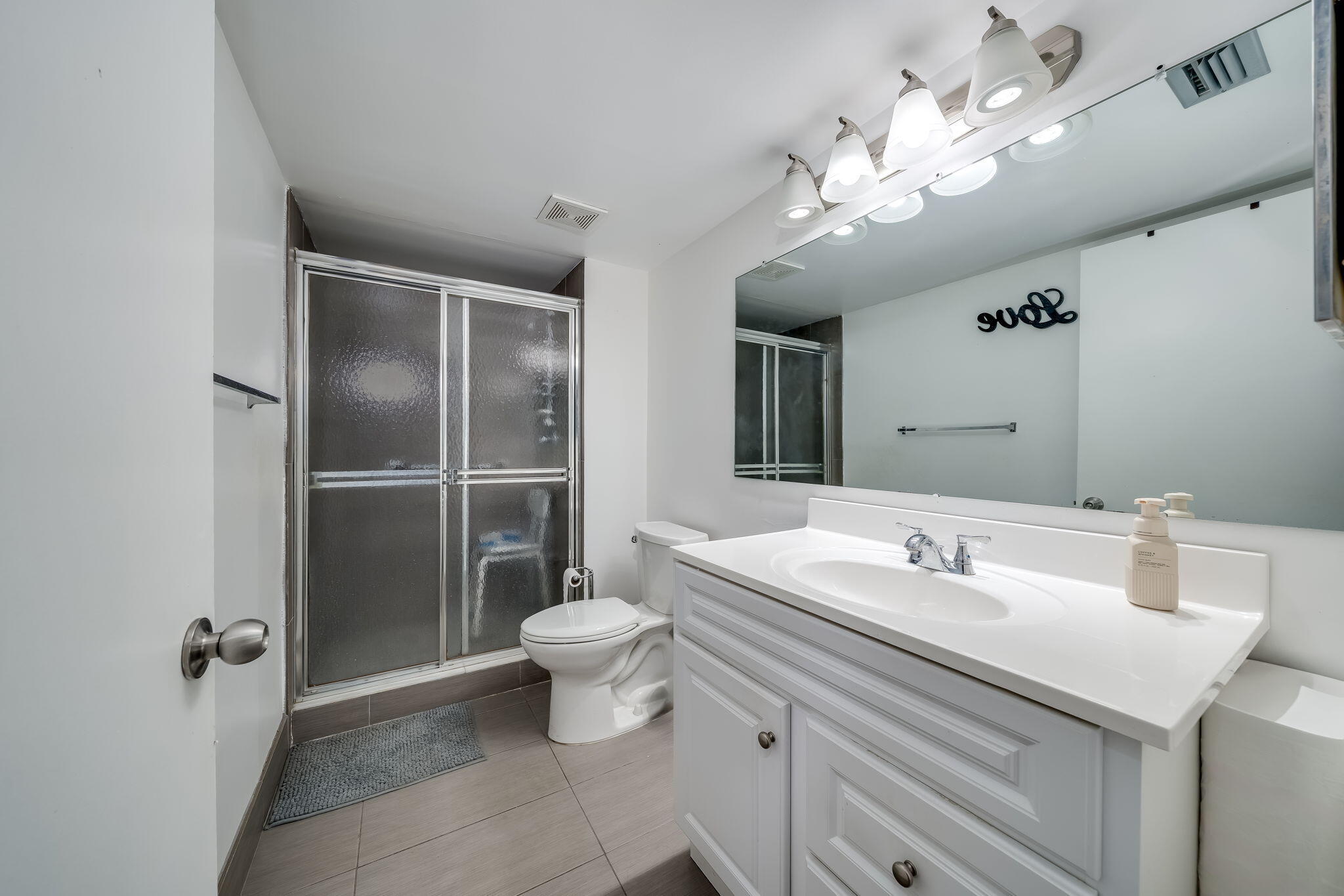 PALM LAKES CONDO - Residential