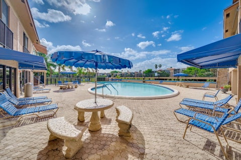 Tiny photo for 7301 NW 1st Street #402, Margate, FL 33063 (MLS # B26009586)