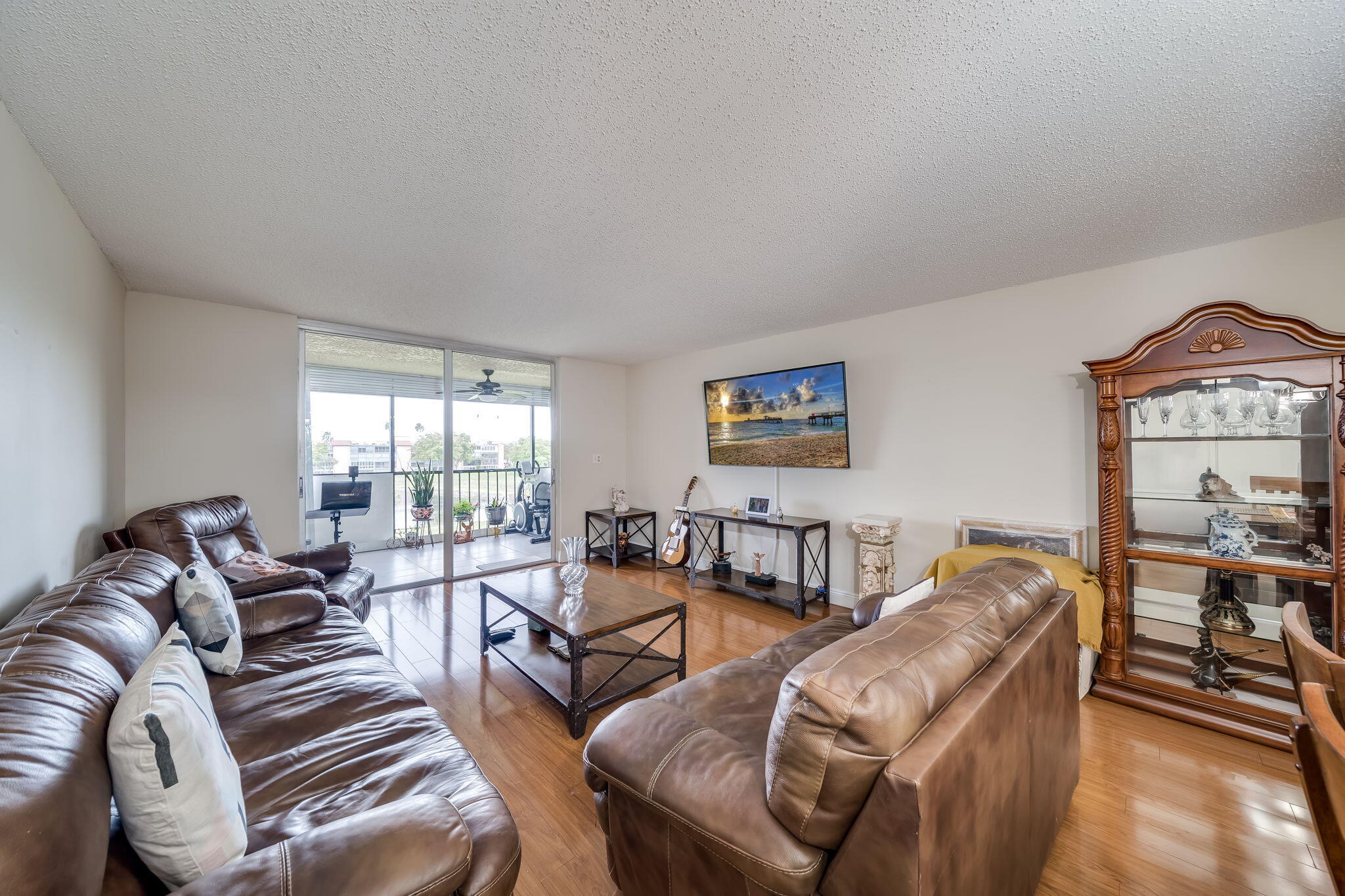 PALM LAKES CONDO - Residential