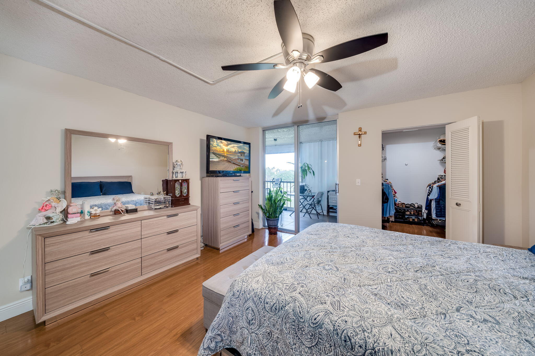 PALM LAKES CONDO - Residential