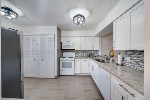 Tiny photo for 7301 NW 1st Street #402, Margate, FL 33063 (MLS # B26009586)
