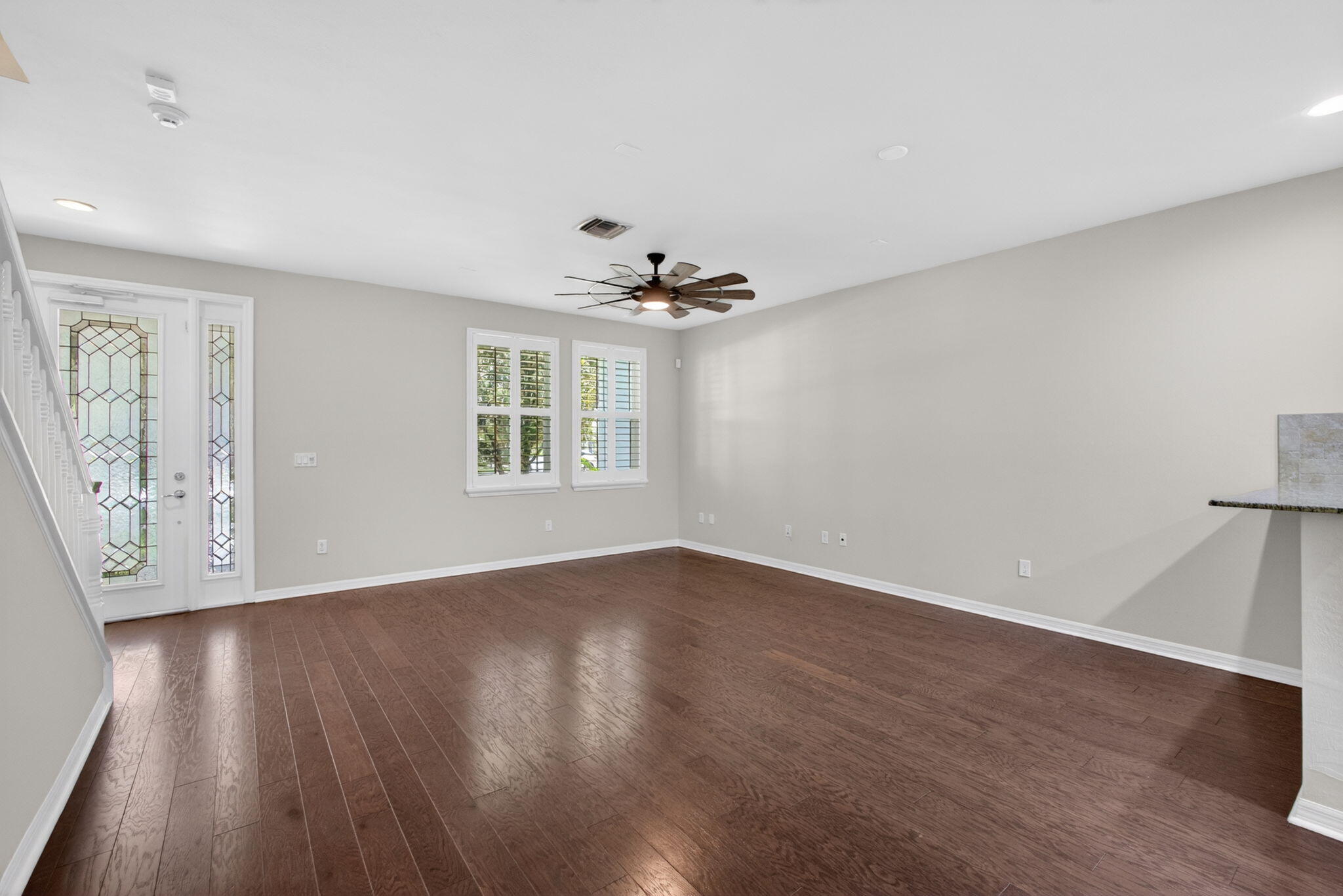 1126 Dakota Drive