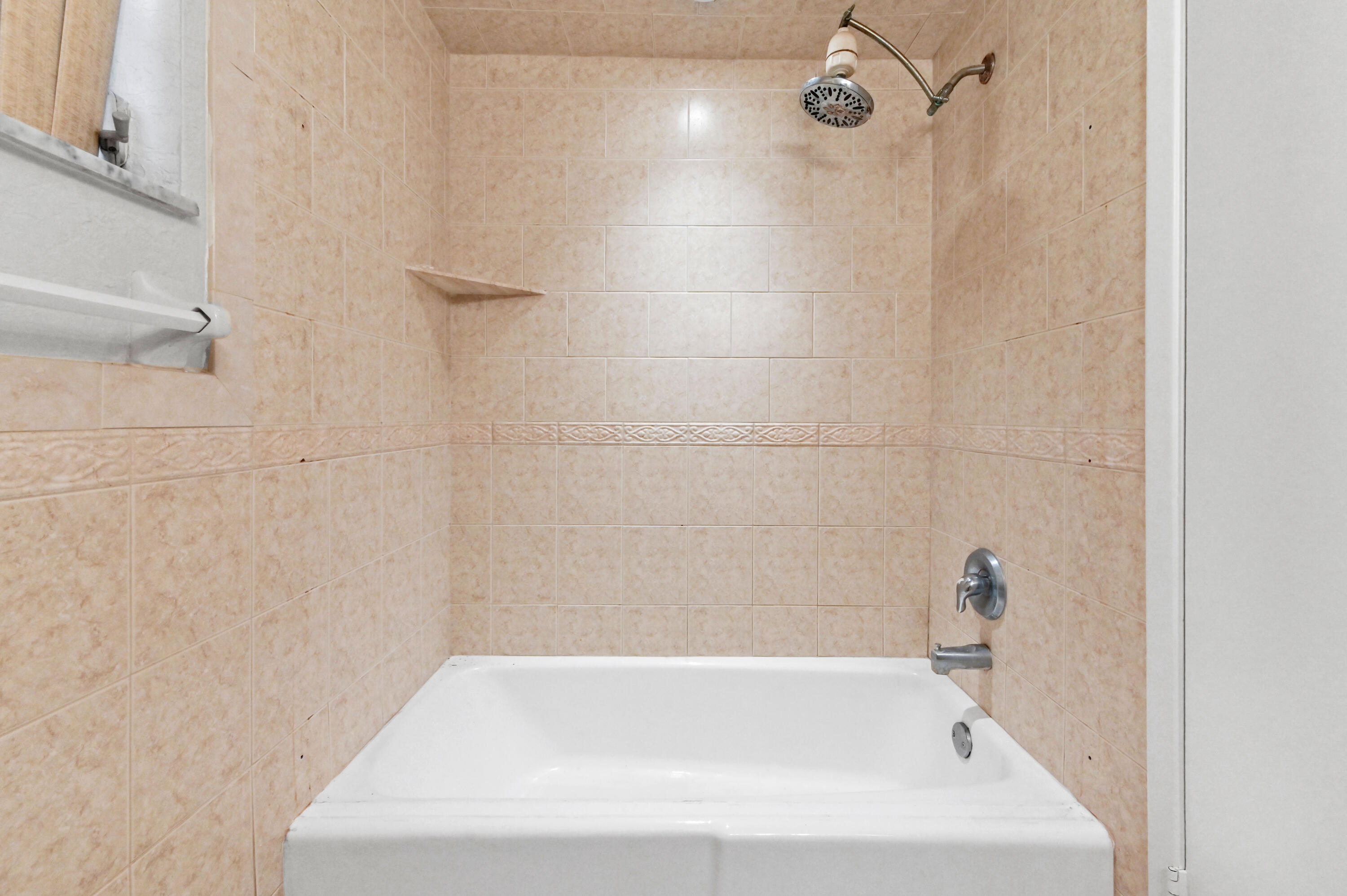 ENCLAVE SANDPIPER CONDO - Residential