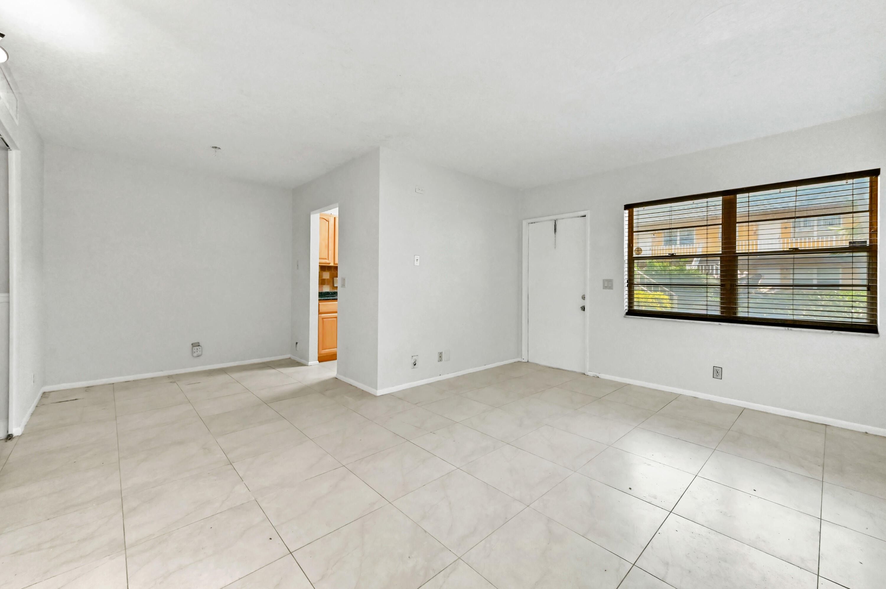 ENCLAVE SANDPIPER CONDO - Residential