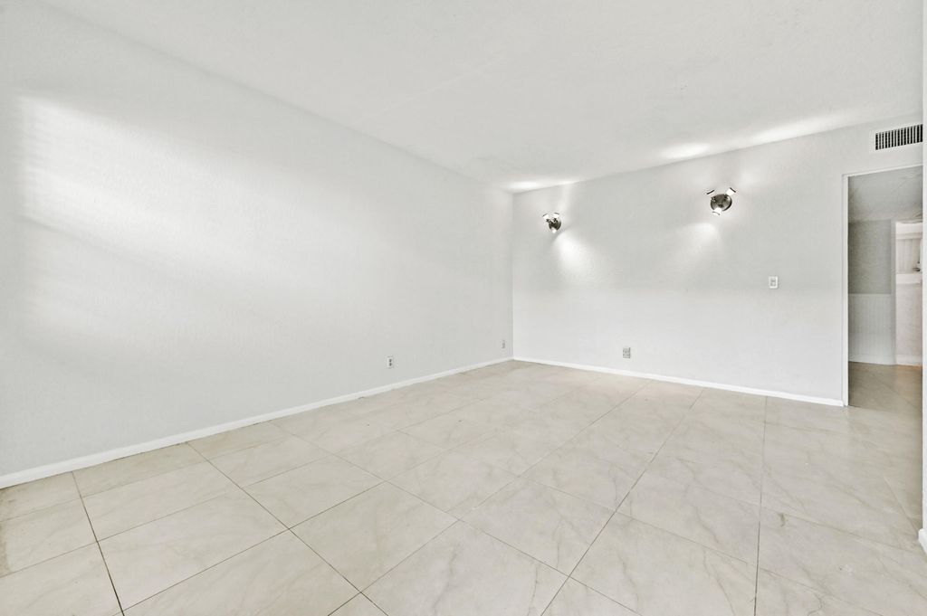 Photo of 240 Croton Avenue #102, Lantana, FL 33462 (MLS # R11165490)