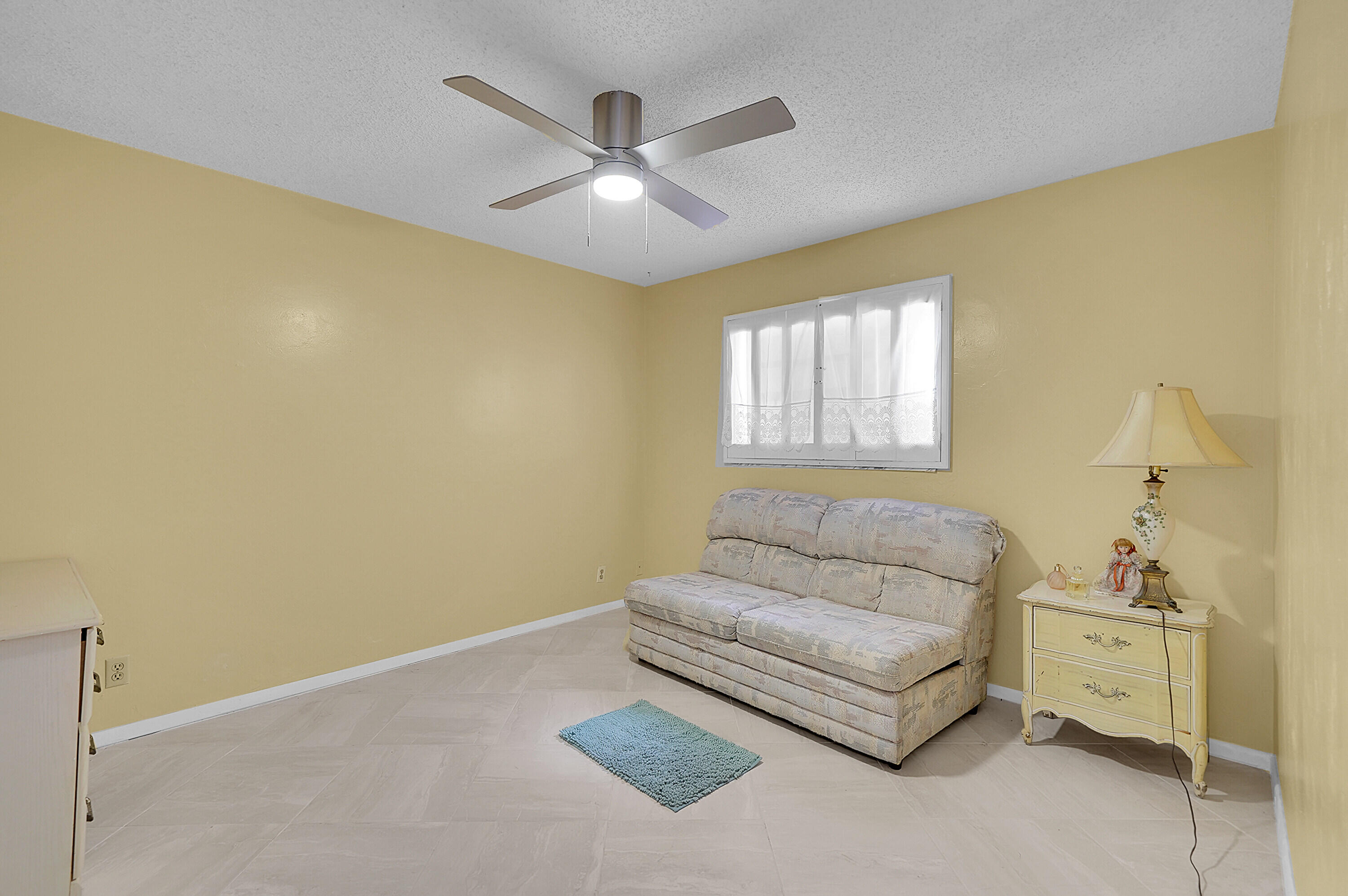 Sapphire Condo - Residential