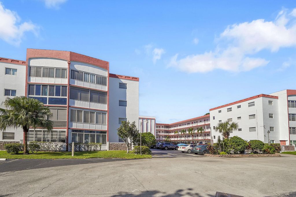 Photo of 4000 NW 44th Avenue #301, Lauderdale Lakes, FL 33319 (MLS # R11137895)