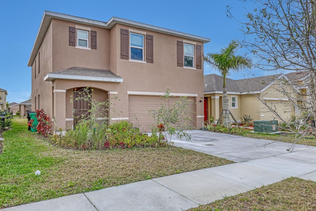 Photo of 12234 SW Nettuno Way, Port Saint Lucie, FL 34986 (MLS # R11129635)