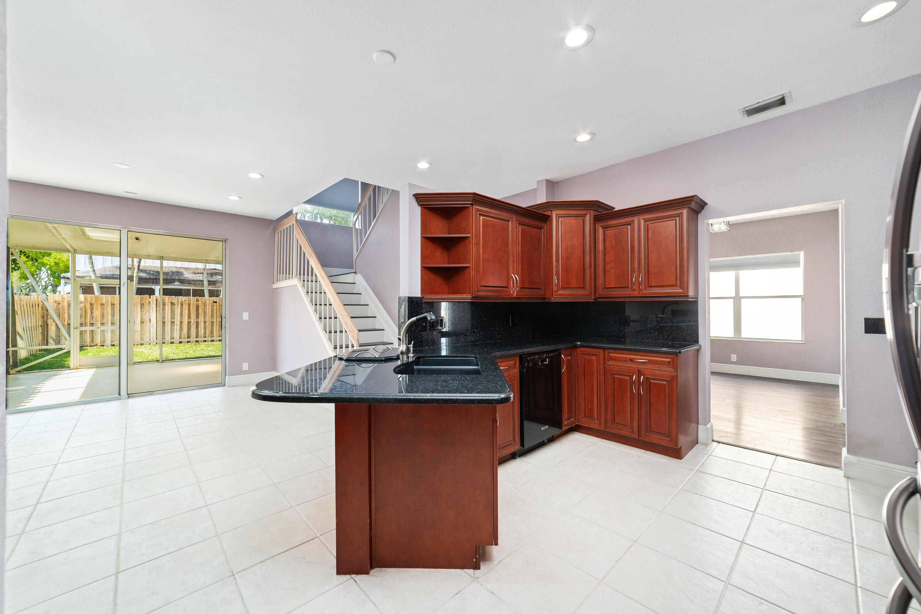 LAWRENCE GROVE 1 - Residential